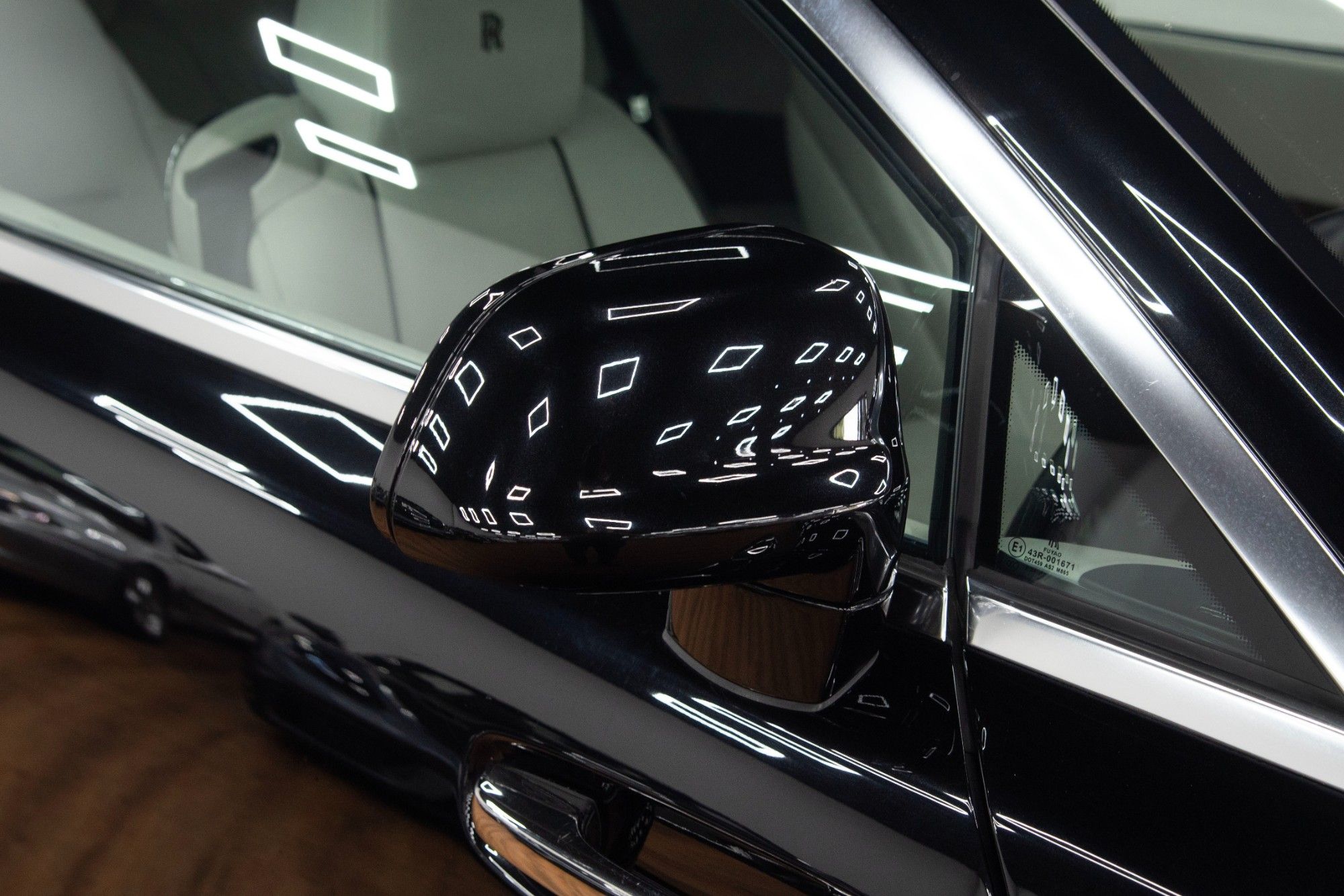 USED 2015 15 ROLLS-ROYCE WRAITH 6.6 V12 Coupe  