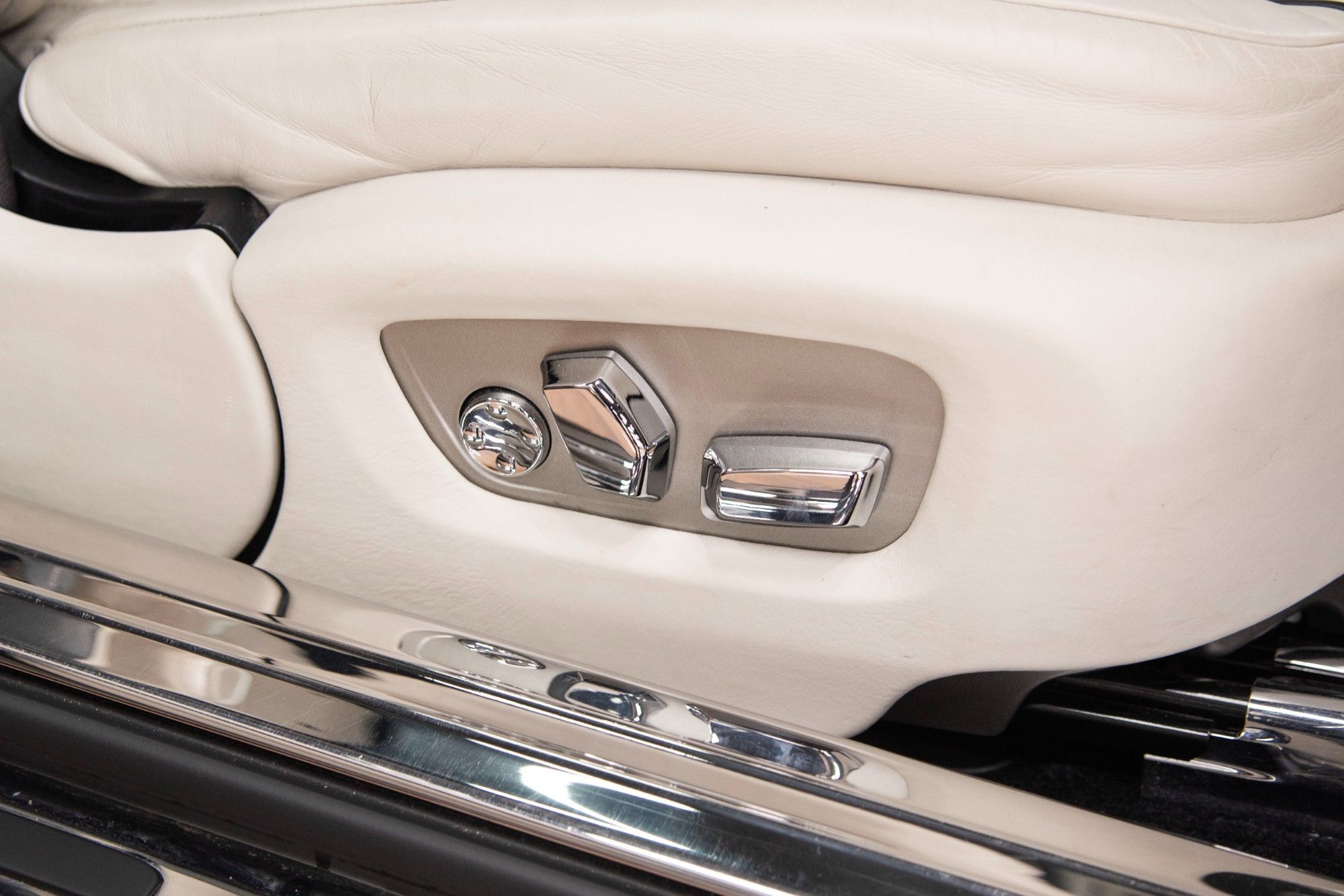 USED 2015 15 ROLLS-ROYCE WRAITH 6.6 V12 Coupe  