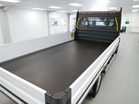 USED 2024 73 FORD E-TRANSIT 425 RWD 198 KWH 270 BHP L4 X-LONG TREND DROPSIDE ( SAT NAV ) DELIVERY MILES | HIGH SPEC | ELECTRIC DROPSIDE