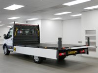 USED 2024 73 FORD E-TRANSIT 425 RWD 198 KWH 270 BHP L4 X-LONG TREND DROPSIDE ( SAT NAV ) DELIVERY MILES | HIGH SPEC | ELECTRIC DROPSIDE