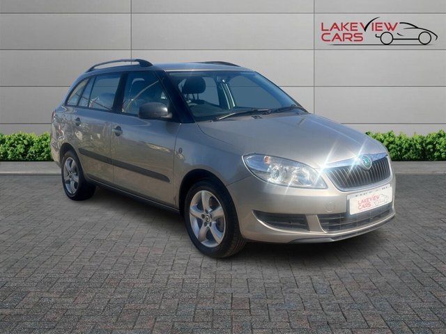 2012 Skoda Fabia 1.6 TDI SE Estate 5dr Diesel Manual Euro 5 (105 ps) photo