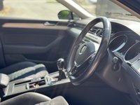 USED 2015 15 VOLKSWAGEN PASSAT 2.0 TDI BlueMotion Tech GT Estate 5dr Diesel Manual Euro 6 (s/s) (150 ps) 