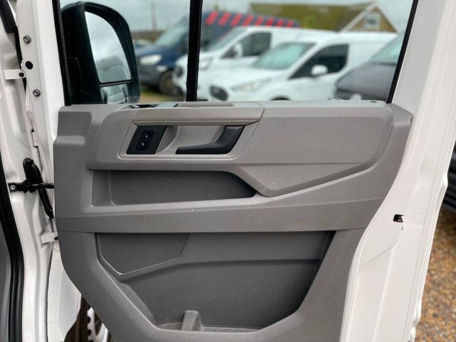 2019 Volkswagen Crafter 2L Trendline 5dr - Photo 4