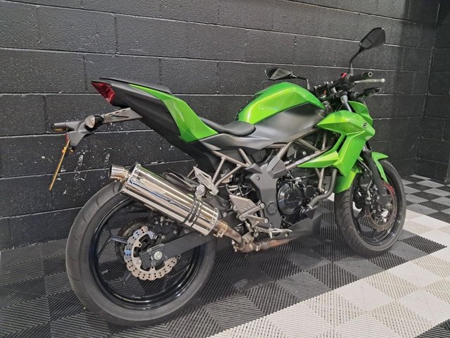 View our KAWASAKI Z250 SL