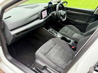 USED 2021 21 VOLKSWAGEN GOLF 2.0 TDI Style Hatchback 5dr Diesel DSG Euro 6 (s/s) (150 ps) 