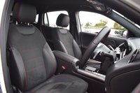USED 2021 21 MERCEDES-BENZ GLA 1.3 GLA180 AMG Line SUV 5dr Petrol 7G-DCT Euro 6 (s/s) (136 ps) 1 OWNER / REV CAMERA / CARPLAY