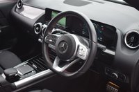 USED 2021 21 MERCEDES-BENZ GLA 1.3 GLA180 AMG Line SUV 5dr Petrol 7G-DCT Euro 6 (s/s) (136 ps) 1 OWNER / REV CAMERA / CARPLAY