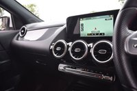 USED 2021 21 MERCEDES-BENZ GLA 1.3 GLA180 AMG Line SUV 5dr Petrol 7G-DCT Euro 6 (s/s) (136 ps) 1 OWNER / REV CAMERA / CARPLAY