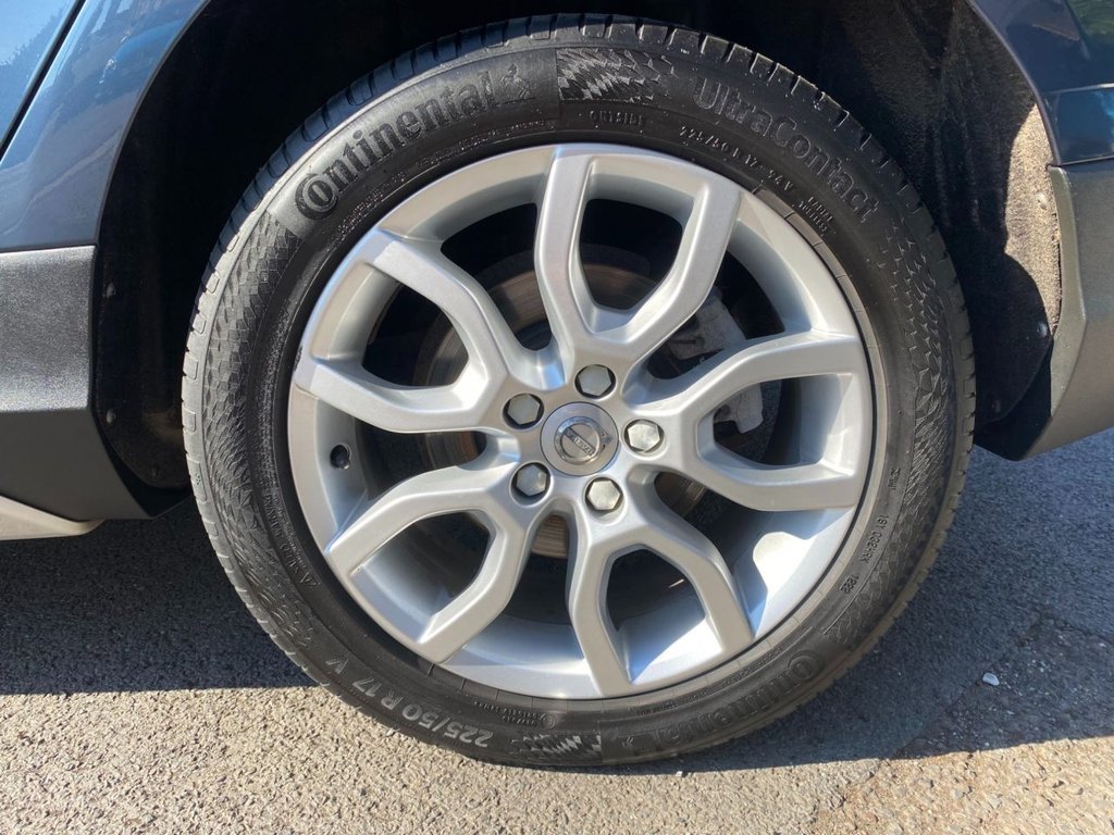 USED 2018 67 VOLVO V40 CROSS COUNTRY 1.5 T3 Pro Hatchback 5dr Petrol Auto Euro 6 (s/s) (152 ps) FULL SERVICE HISTORY