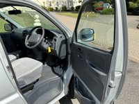 USED 2005 54 TOYOTA HI-ACE 2.5 D-4D 280 GS Panel Van 4dr Diesel Manual (88 bhp) 