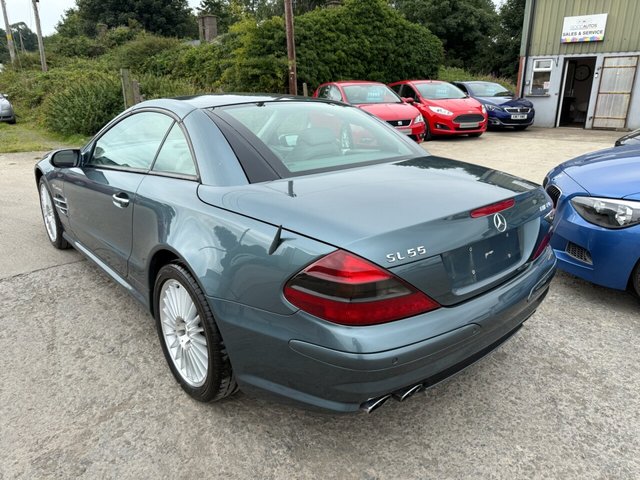 2004 Mercedes-Benz SL - Photo 3
