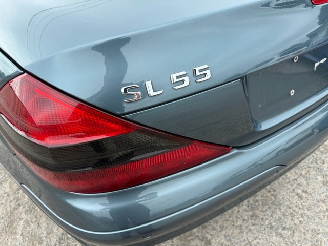 2004 Mercedes-Benz SL - Photo 4