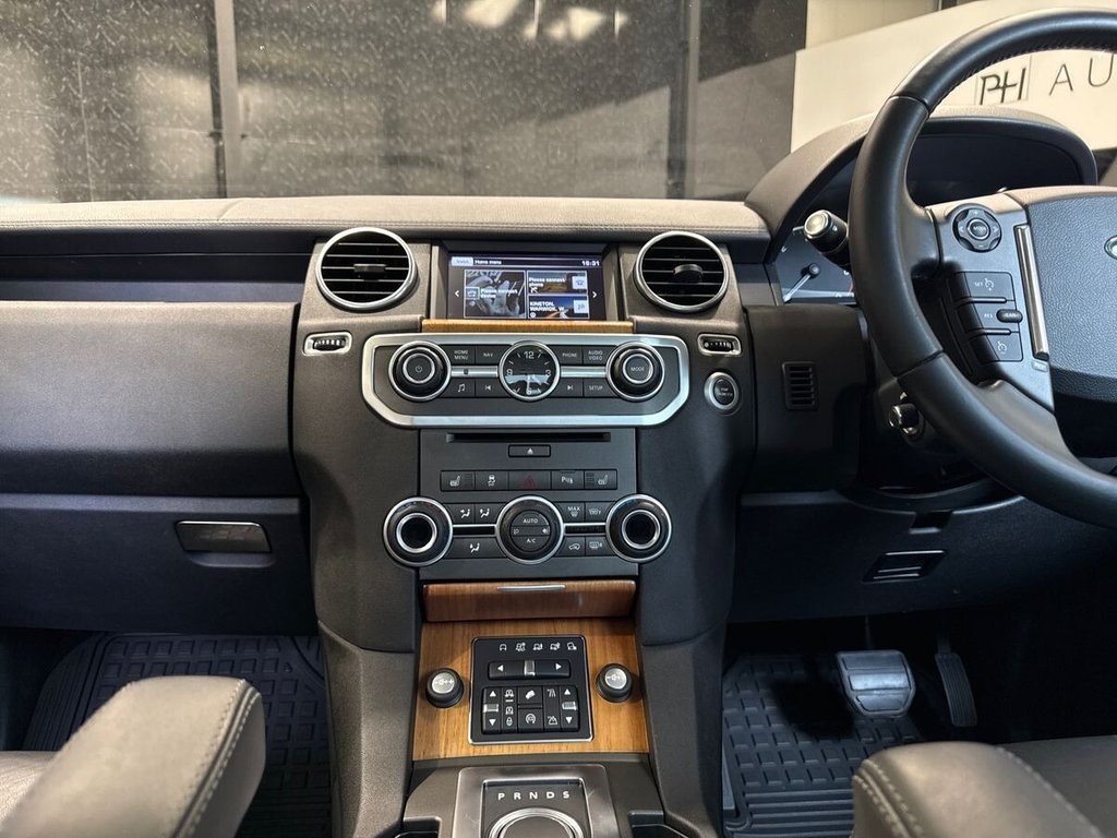 USED 2015 65 LAND ROVER DISCOVERY 4 3.0 SD V6 HSE SUV 5dr Diesel Auto 4WD Euro 6 (s/s) (256 bhp) STUNNING EXAMPLE|TIMING BELT