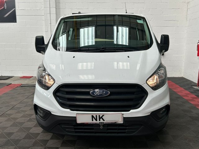 2021 Ford Transit Custom 2L Leader 5dr - Photo 2