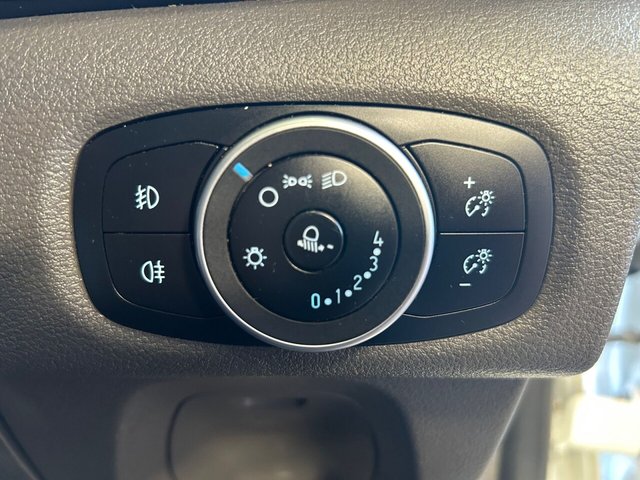 2021 Ford Transit Custom 2L Leader 5dr - Photo 3