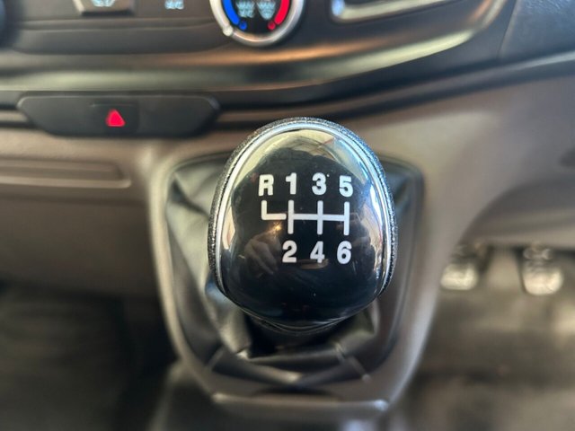 2021 Ford Transit Custom 2L Leader 5dr - Photo 8