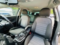USED 2010 Y VAUXHALL INSIGNIA 2.0 CDTi SRi Sports Tourer 5 Door Diesel Automatic Euro 5 (160 ps) PART SERVICE HISTORY