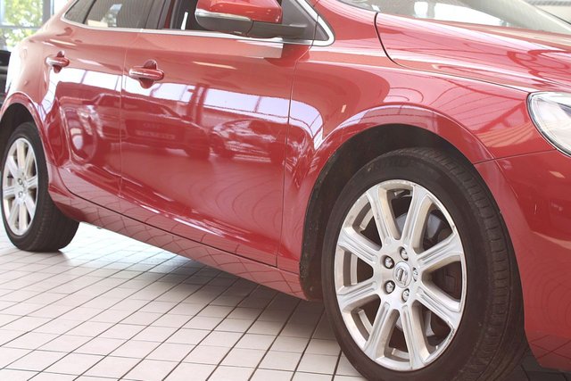 2018 VOLVO V40 1.5 T2 GPF Inscription Hatchback 5dr Petrol Auto Euro 6 (s/s) (122 ps) - Photo 11