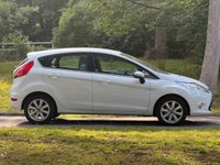 USED 2009 59 FORD FIESTA 1.4 Zetec Hatchback 5dr Petrol Manual (133 g/km, 94 bhp) 