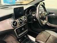 USED 2018 18 MERCEDES-BENZ GLA 2.1 GLA220d AMG Line (Premium) SUV 5 Door Diesel 7G-DCT 4MATIC Euro 6 (s/s) (177 ps) APPLE CAR PLAY CAMERA HEATED SEATS