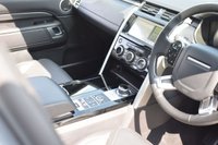USED 2020 70 LAND ROVER DISCOVERY 3.0 SD V6 HSE Luxury SUV 5dr Diesel Auto 4WD Euro 6 (s/s) (306 ps) BLACK PACK / ELECTRIC TOWBAR