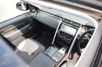USED 2020 70 LAND ROVER DISCOVERY 3.0 SD V6 HSE Luxury SUV 5dr Diesel Auto 4WD Euro 6 (s/s) (306 ps) BLACK PACK / ELECTRIC TOWBAR