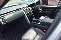 USED 2020 70 LAND ROVER DISCOVERY 3.0 SD V6 HSE Luxury SUV 5dr Diesel Auto 4WD Euro 6 (s/s) (306 ps) BLACK PACK / ELECTRIC TOWBAR