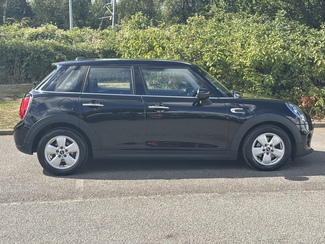2020 MINI HATCH - Photo 6
