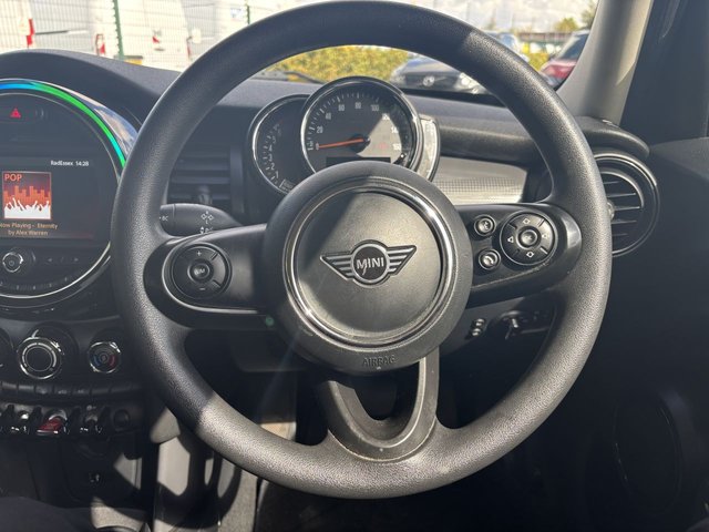 2020 MINI HATCH - Photo 12