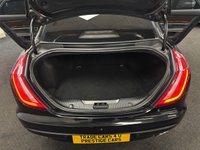 USED 2016 16 JAGUAR XJ 3.0d V6 Autobiography Saloon 4dr Diesel Auto Euro 6 (s/s) (LWB) (300 ps) UK DELIVERY FLAT FEE &pound;175 (SUBJECT TO DEAL) *OVER 100 IMAGES ON OUR WEBSITE*BESPOKE FINANCE ARRANGED*PART EXCHANGE WELCOME*ALL VEHICLES HPI CLEAR