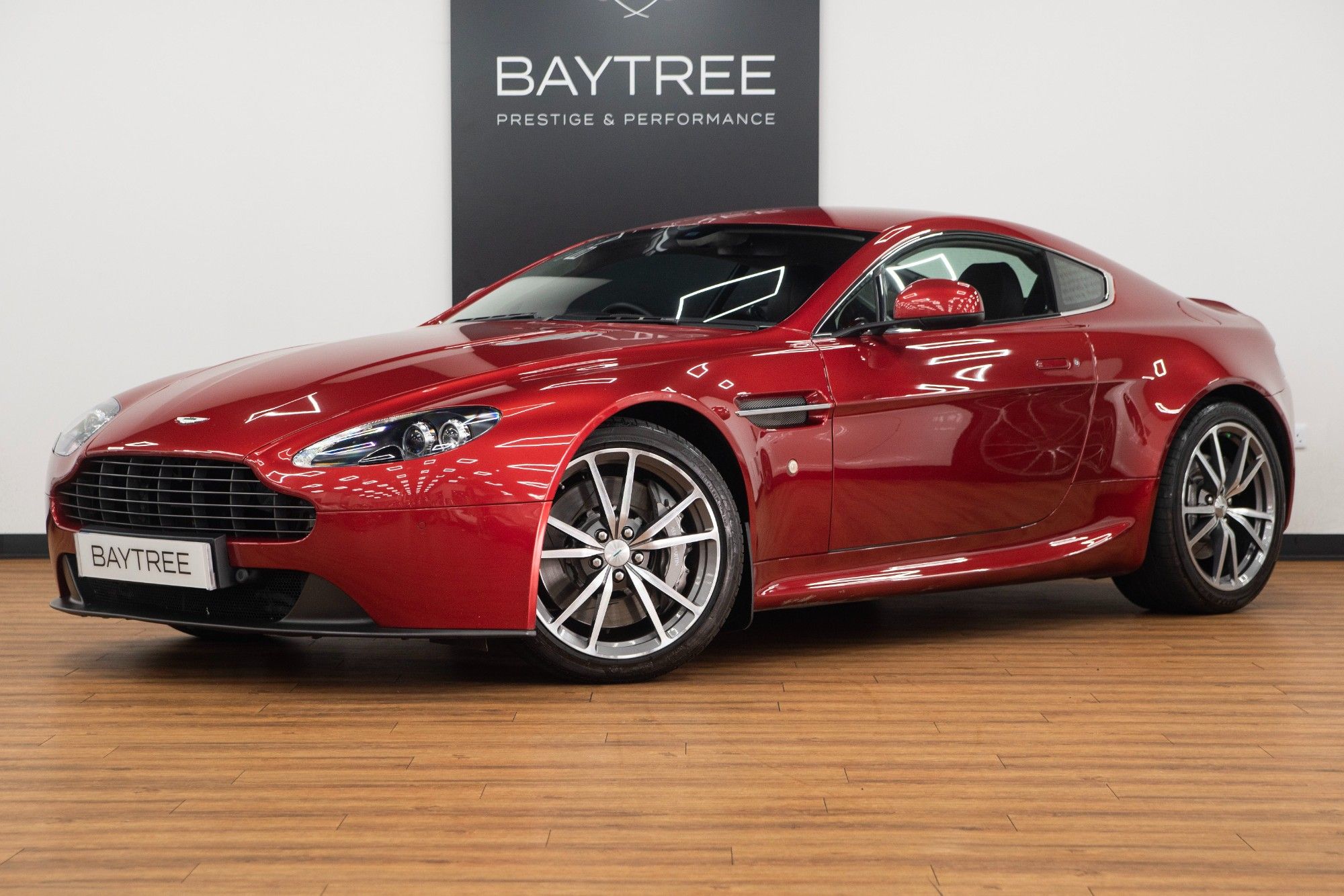 USED 2015 58 ASTON MARTIN VANTAGE 4.7 V8 Coupe Manual  