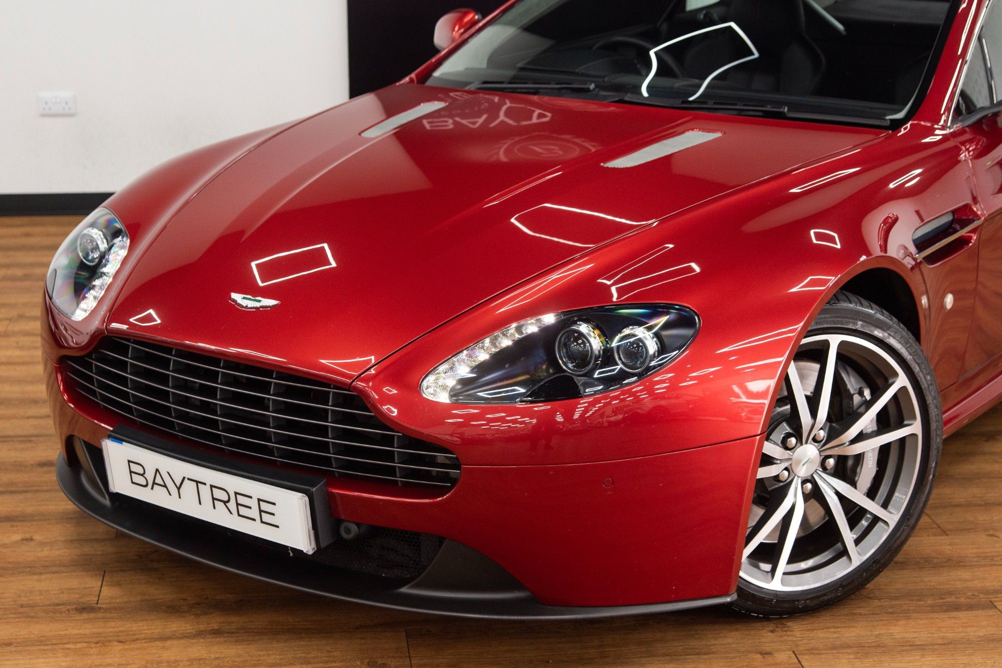 USED 2015 58 ASTON MARTIN VANTAGE 4.7 V8 Coupe Manual  