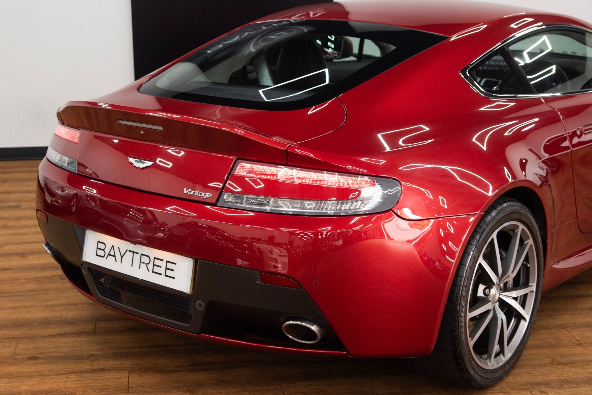USED 2015 58 ASTON MARTIN VANTAGE 4.7 V8 Coupe Manual  