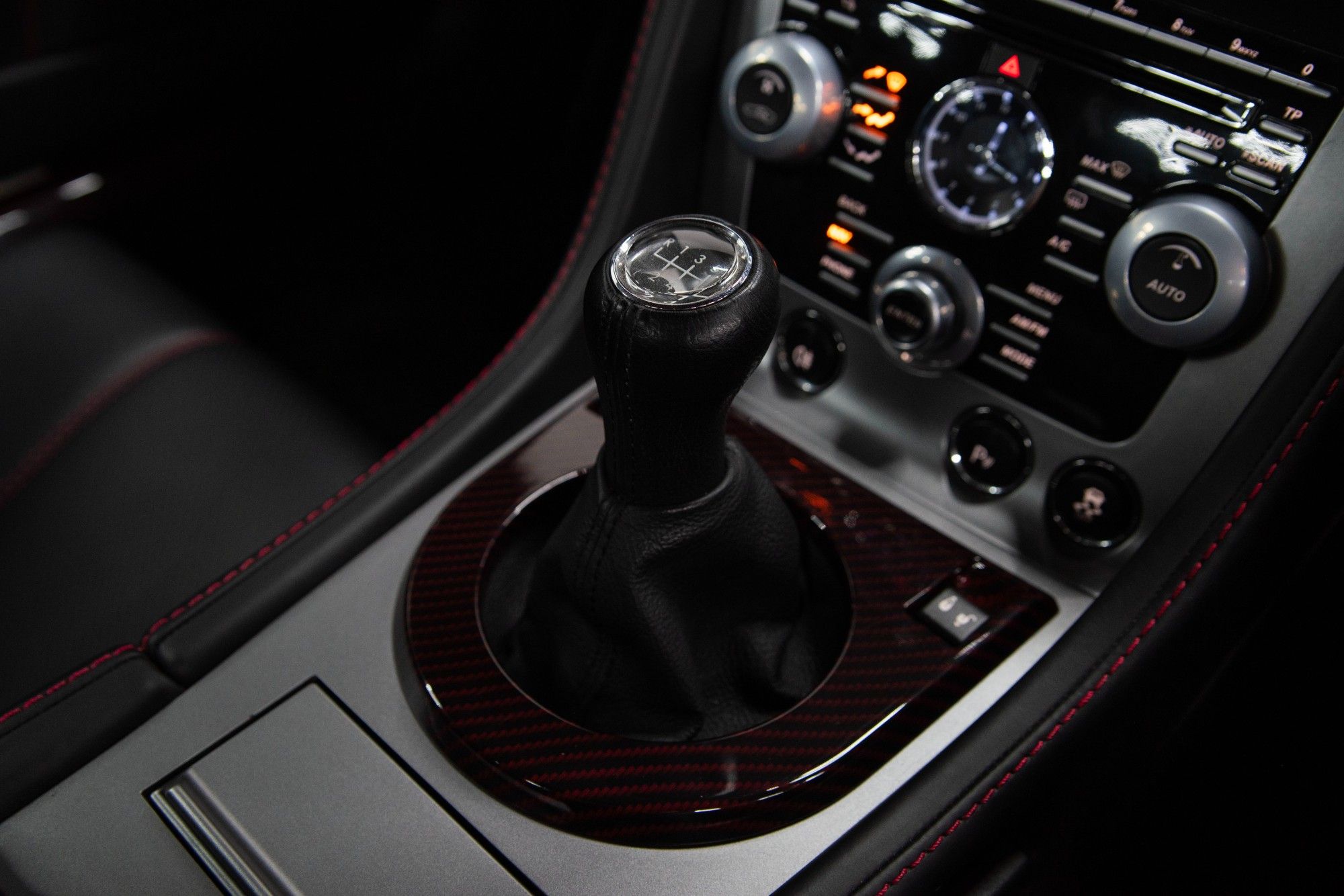 USED 2015 58 ASTON MARTIN VANTAGE 4.7 V8 Coupe Manual  