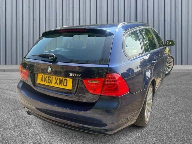 2011 BMW 3 SERIES - Photo 6