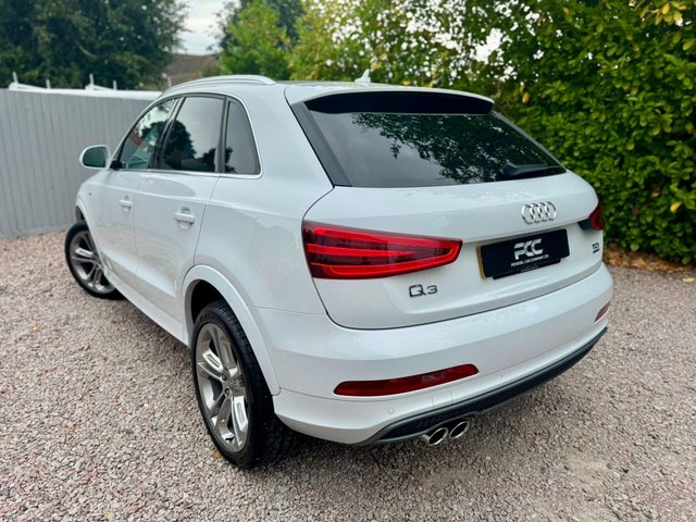 View our AUDI Q3