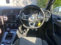 USED 2016 66 VOLKSWAGEN GOLF 2.0 TDI BlueMotion Tech R-Line Edition Euro 6 (s/s) 5dr PANORAMIC ROOF+FSH+NAV+ULEZ+++