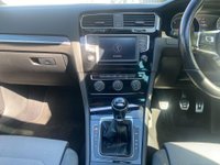 USED 2016 66 VOLKSWAGEN GOLF 2.0 TDI BlueMotion Tech R-Line Edition Euro 6 (s/s) 5dr PANORAMIC ROOF+FSH+NAV+ULEZ+++