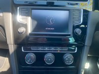 USED 2016 66 VOLKSWAGEN GOLF 2.0 TDI BlueMotion Tech R-Line Edition Euro 6 (s/s) 5dr PANORAMIC ROOF+FSH+NAV+ULEZ+++