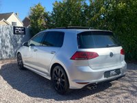 USED 2016 66 VOLKSWAGEN GOLF 2.0 TDI BlueMotion Tech R-Line Edition Euro 6 (s/s) 5dr PANORAMIC ROOF+FSH+NAV+ULEZ+++