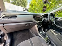 USED 2020 69 VOLKSWAGEN T-ROC 1.5 TSI EVO SE Euro 6 (s/s) 5dr APPLE CAR PLAY+FSHISTORY+ULEZ+