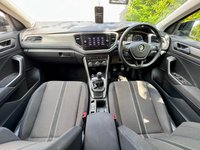 USED 2020 69 VOLKSWAGEN T-ROC 1.5 TSI EVO SE Euro 6 (s/s) 5dr APPLE CAR PLAY+FSHISTORY+ULEZ+