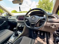 USED 2020 69 VOLKSWAGEN T-ROC 1.5 TSI EVO SE Euro 6 (s/s) 5dr APPLE CAR PLAY+FSHISTORY+ULEZ+