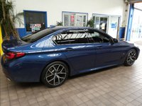 USED 2021 21 BMW 5 SERIES 2.0 520d MHT M Sport Saloon 4dr Diesel Hybrid Steptronic Euro 6 (s/s) (190 ps) SAT NAV HEATED LEATHER SEATS REAR VIEW CAMERA CRUISE CONTROL PARKING SENSORS 1 OWNER EXCELLENT SERVICE HISTORY WARRANTY