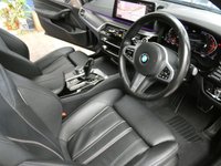 USED 2021 21 BMW 5 SERIES 2.0 520d MHT M Sport Saloon 4dr Diesel Hybrid Steptronic Euro 6 (s/s) (190 ps) SAT NAV HEATED LEATHER SEATS REAR VIEW CAMERA CRUISE CONTROL PARKING SENSORS 1 OWNER EXCELLENT SERVICE HISTORY WARRANTY