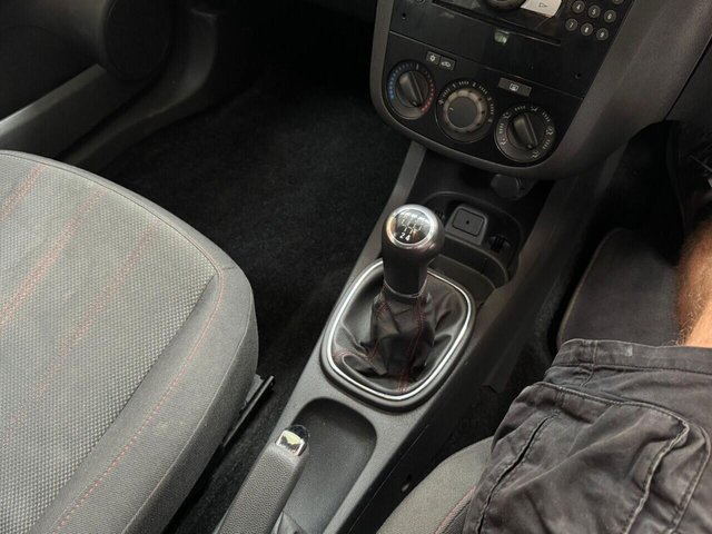 2014 VAUXHALL CORSA - Photo 11