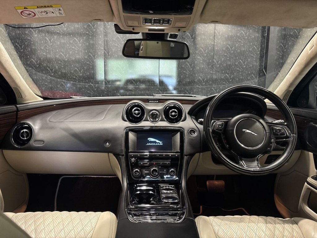 USED 2016 16 JAGUAR XJ 3.0d V6 Portfolio Saloon 4dr Diesel Auto Euro 6 (s/s) (300 ps) IVORY | MERIDIAN SURROUND