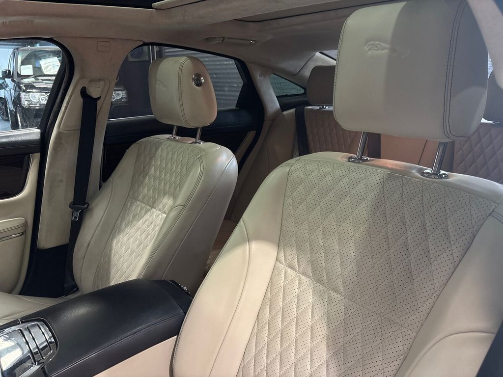 USED 2016 16 JAGUAR XJ 3.0d V6 Portfolio Saloon 4dr Diesel Auto Euro 6 (s/s) (300 ps) IVORY | MERIDIAN SURROUND
