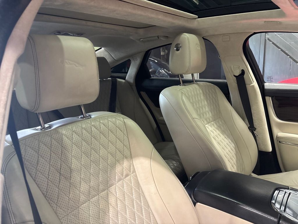 USED 2016 16 JAGUAR XJ 3.0d V6 Portfolio Saloon 4dr Diesel Auto Euro 6 (s/s) (300 ps) IVORY | MERIDIAN SURROUND