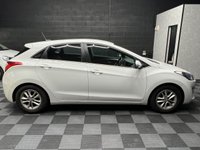 USED 2015 65 HYUNDAI I30 1.6 CRDi Blue Drive SE Nav Hatchback 5dr Diesel Manual Euro 6 (s/s) (110 ps) 